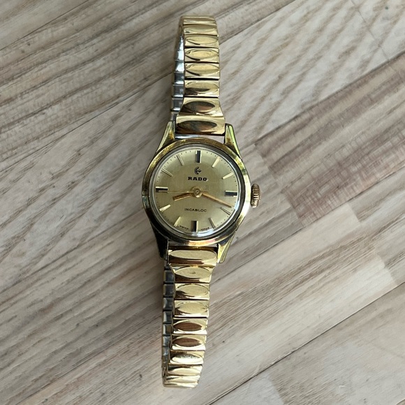 RADO Ladies Watch Super Rare Gold Plated Vintage Mechanical Stretch Bracelet - Picture 4 of 11